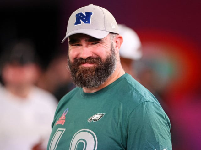 jason kelce look alike contest in philadelphia sparks hilarious reactions jason kelce look alike contest in philadelphia sparks hilarious reactions