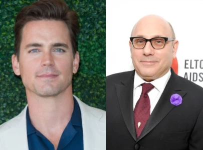 white collar reboot with matt bomer pays tribute to willie garson