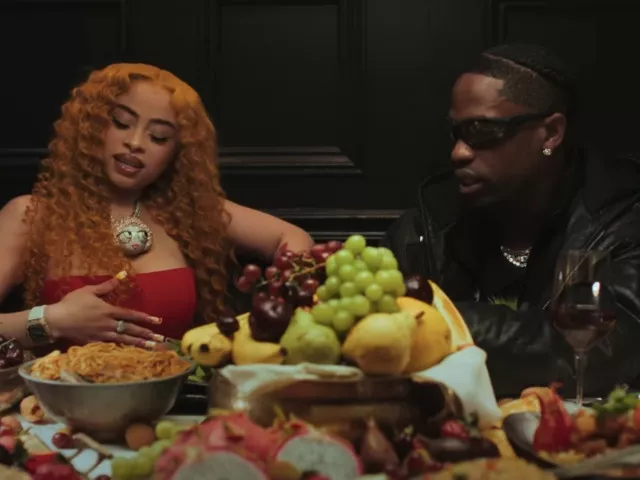ice spice and travis scott reimagine the statue of liberty in new oh shhh video ice spice and travis scott reimagine the statue of liberty in new oh shhh video