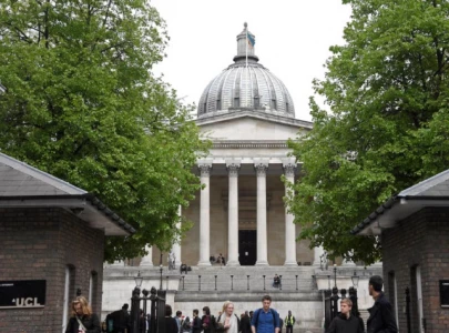 uk universities at risk as international student numbers plunge report says uk universities at risk as international student numbers plunge report says