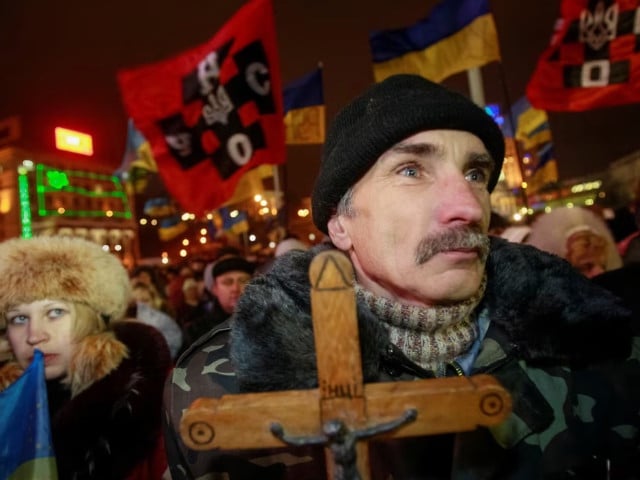 pro european integration protesters attend a rally in maidan nezalezhnosti on independence square in central kiev december 17 2013 photo reuters