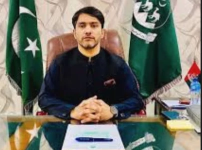 mob attacks dc office in chaman mob attacks dc office in chaman