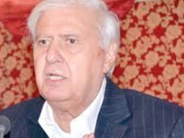 qwp party chief photo express
