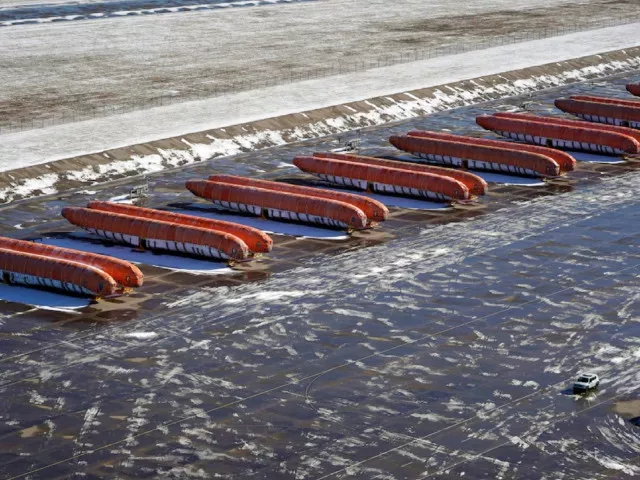 airplane fuselages bound for boeing s 737 max production facility sit in storage at their top supplier spirit aerosystems holdings inc in wichita kansas u s december 17 2019 photo reuters airplane fuselages bound for boeing s 737 max production facility sit in storage at their top supplier spirit aerosystems holdings inc in wichita kansas u s december 17 2019 photo reuters