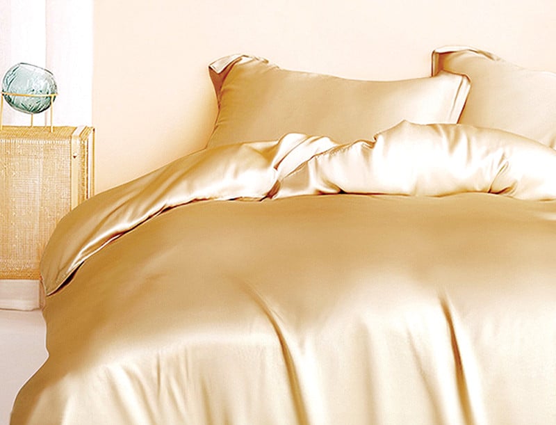 The Benefits of Silk Bedding