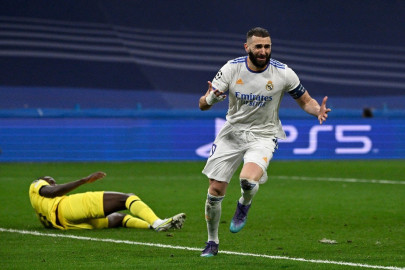 benzema sinks brave chelsea as real reach semis benzema sinks brave chelsea as real reach semis