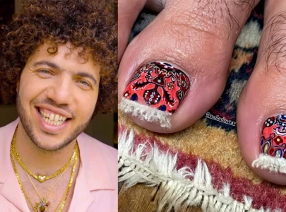 benny blanco s shocking persian rug pedicure is leaving fans confused as a persian wtf is that