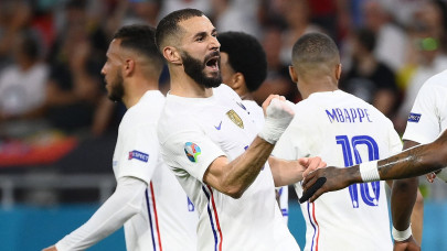 benzema delighted to lift pressure with first goals since france return benzema delighted to lift pressure with first goals since france return