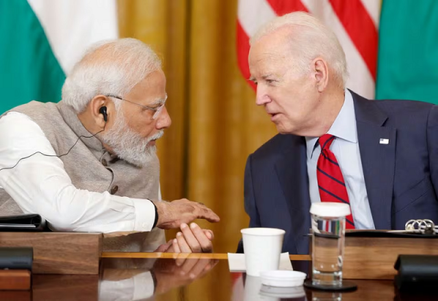 us president joe biden and indian pm narendra modi talk during a meeting in the white house in washington us june 23 2023 photo reuters us president joe biden and indian pm narendra modi talk during a meeting in the white house in washington us june 23 2023 photo reuters
