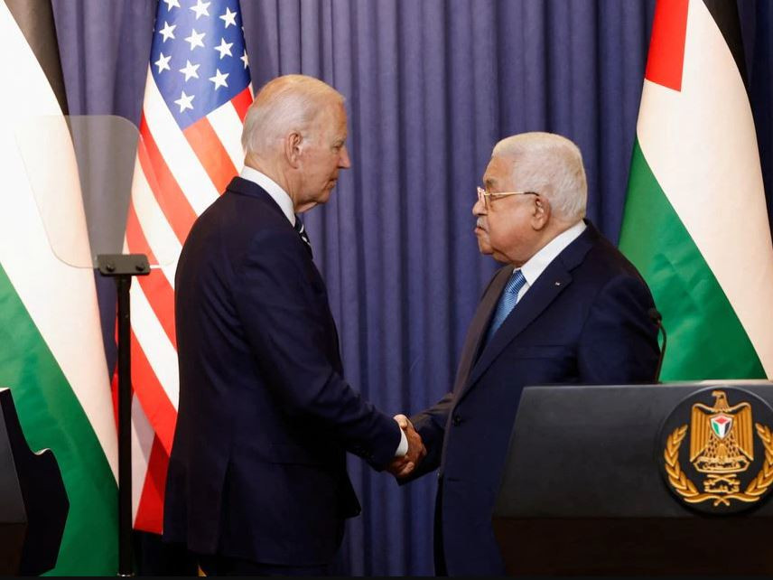 Photo of Biden brings Palestinians aid but no new peace plan