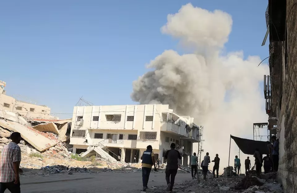smoke rises following an israeli strike amid the israel hamas conflict in gaza city on august 21 2024 photo reuters smoke rises following an israeli strike amid the israel hamas conflict in gaza city on august 21 2024 photo reuters