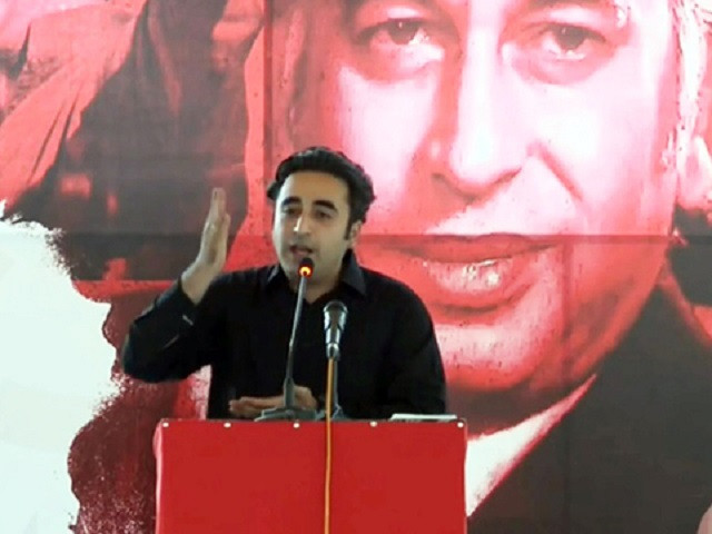 ppp chairman bilawal bhutto zardari addressing rally in larkana screengrab