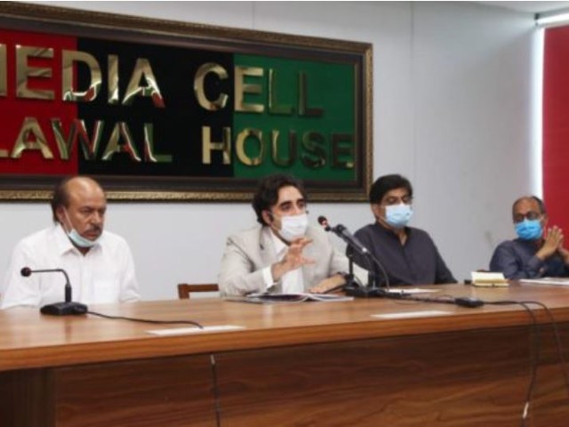 chairman ppp bilawal bhutto zardari along with other party leaders addressing a press conference in karachi on september 23 2020 photo ppp media cell