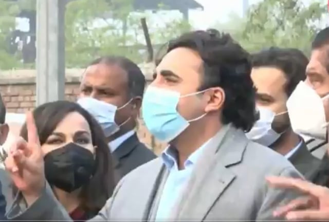bilawal bhutto zardari speaks to the media outside kot lakhpat jail screengrab bilawal bhutto zardari speaks to the media outside kot lakhpat jail screengrab