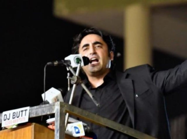 ppp chairman bilawal bhutto zardari says army s job is to protect the borders it is regrettable that generals are mentioned in the gatherings of the opposition and the prime minister s speeches photo courtesy ppp org ppp chairman bilawal bhutto zardari says army s job is to protect the borders it is regrettable that generals are mentioned in the gatherings of the opposition and the prime minister s speeches photo courtesy ppp org