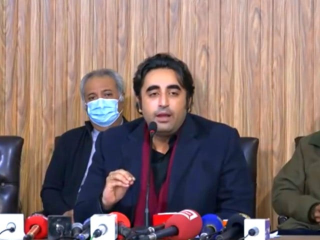 chairman pakistan peoples party ppp bilawal bhutto zardari addresses a press conference photo screengrab