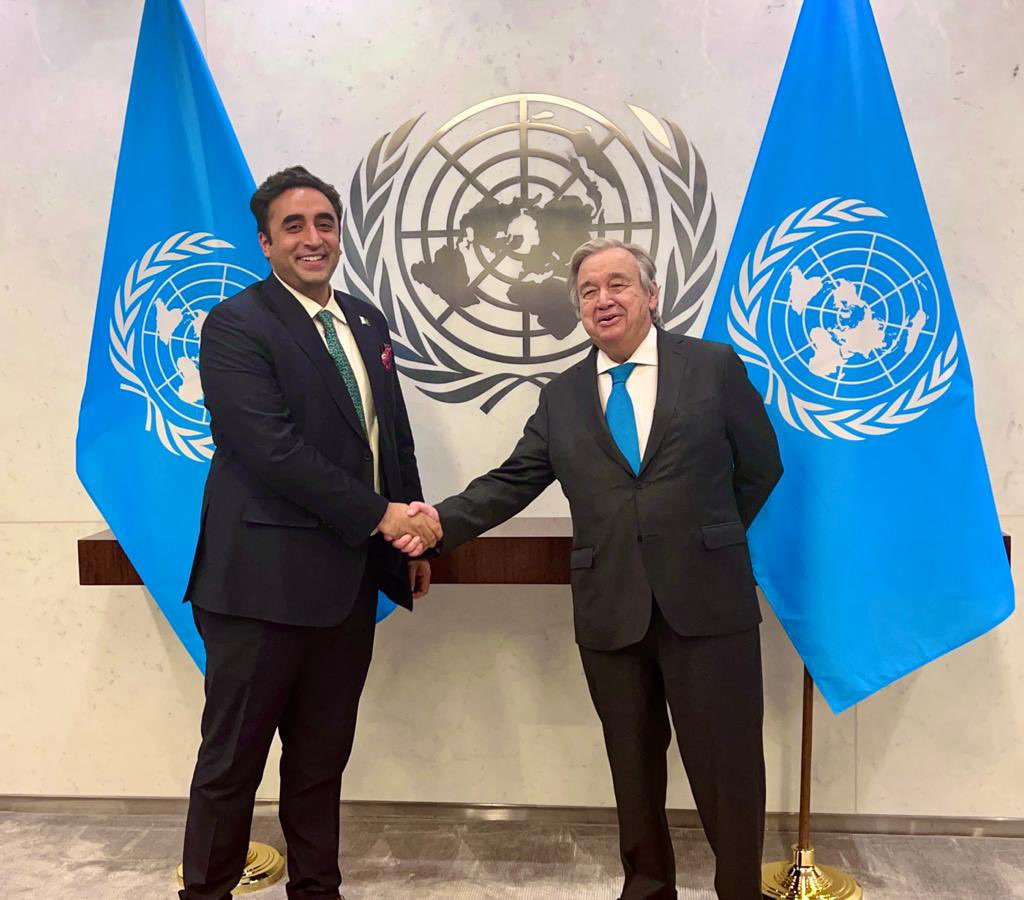 foreign minister bilawal bhutto zardari l meets un secretary general antonio guterres r on dec 16 2022 in new york us photo twitter bilawalbhuttozardari