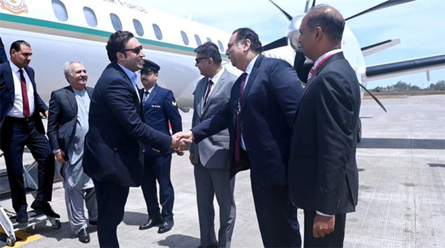 fm bilawal arrives in goa india on may 04 2023 to participate in the sco council of foreign ministers meeting photo radio pakistan fm bilawal arrives in goa india on may 04 2023 to participate in the sco council of foreign ministers meeting photo radio pakistan