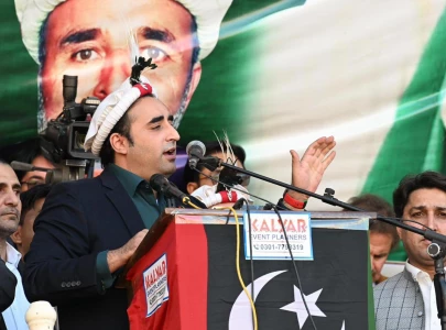 bilawal dials up rhetoric against the old guard