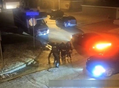 video shows police officers in us kicking beating black man