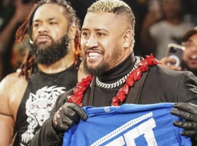 ex wwe writer reveals why the bloodline appeared on monday night raw