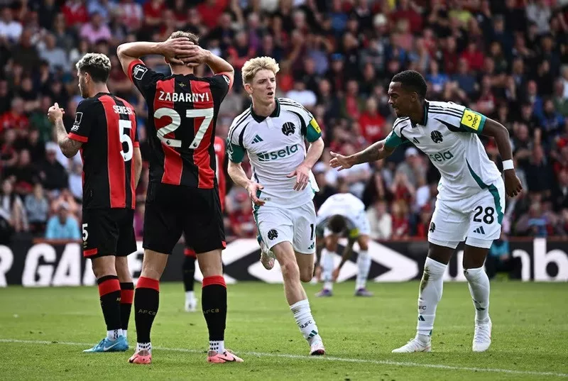 newcastle united s anthony gordon celebrates scoring their first goal with joe willock vitality stadium bournemouth britain august 25 2024 photo reuters newcastle united s anthony gordon celebrates scoring their first goal with joe willock vitality stadium bournemouth britain august 25 2024 photo reuters