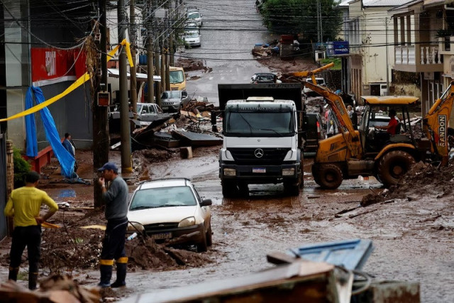brazil floods kill 143 government announces emergency spending brazil floods kill 143 government announces emergency spending