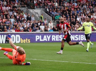brentford overcome southampton 3 1 as mbeumo scores twice