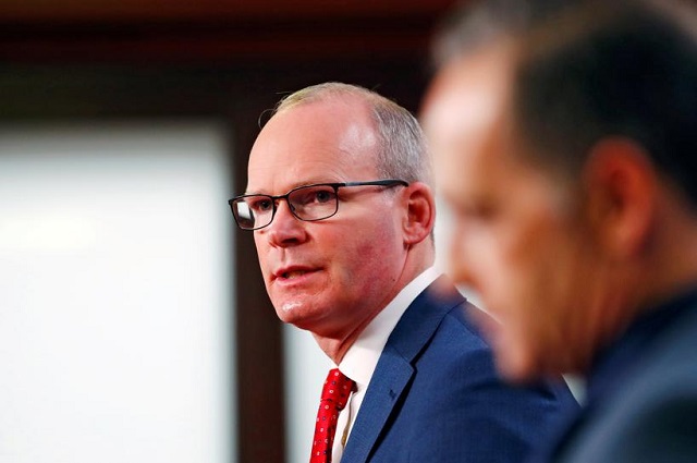 irish foreign minister simon coveney and his german counterpart heiko maas attend a news conference in berlin germany december 11 2020 photo reuters