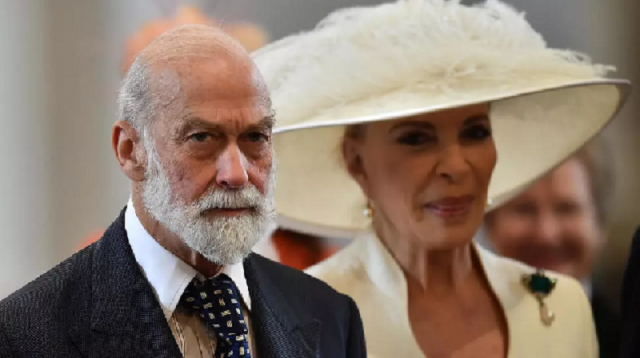 queen elizabeth s cousin accused of selling access to putin
