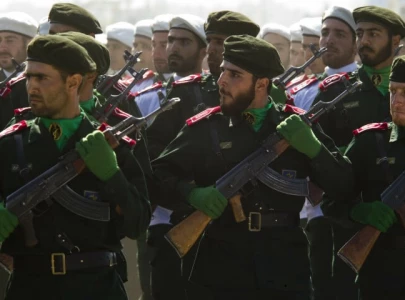 britain to proscribe iran s revolutionary guard as terror group report