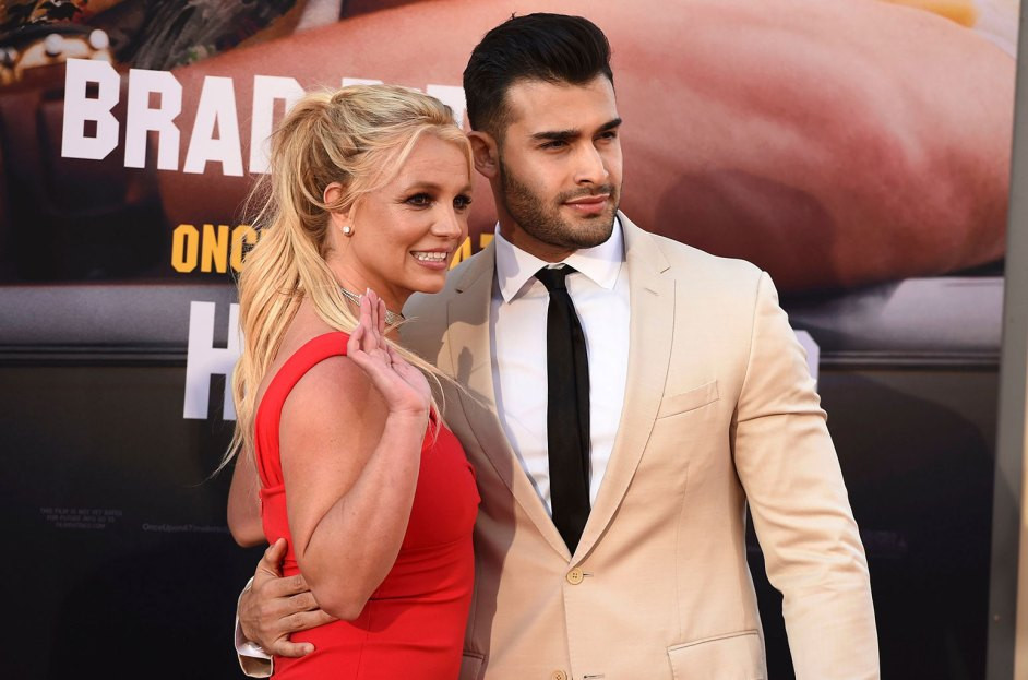 Sam Asghari Files For Divorce With Britney Spears 2905