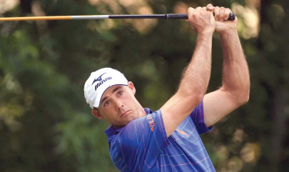 golf byrd flies to pga lead golf byrd flies to pga lead