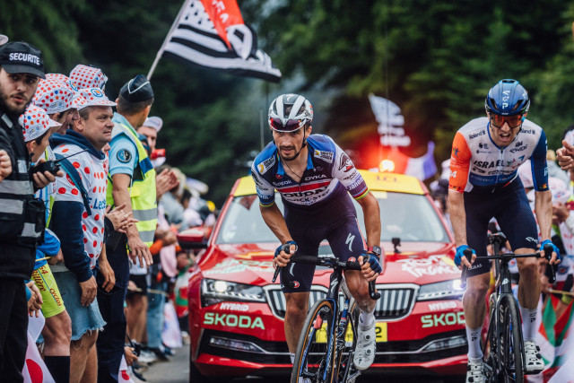 alaphilippe to begin 2024 in australia alaphilippe to begin 2024 in australia