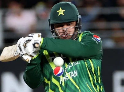 pakistan s batting coach analyzes azam khan s consecutive failures