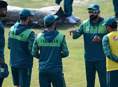hafeez points fingers at players after australia new zealand setbacks hafeez points fingers at players after australia new zealand setbacks