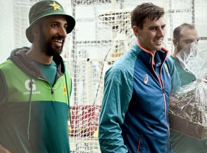 watch pakistan team surprises australian players with christmas gifts
