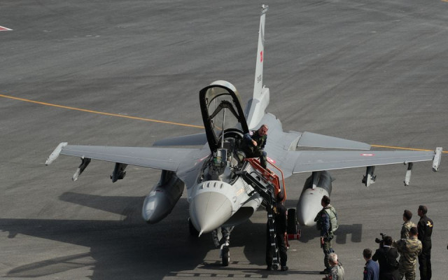 turkish defence minister hulusi akar gets off from an air force f16 jet after landing at a new airport under construction in istanbul turkey september 22 2018 photo reuters turkish defence minister hulusi akar gets off from an air force f16 jet after landing at a new airport under construction in istanbul turkey september 22 2018 photo reuters