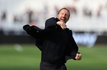 chelsea appoint innovative potter as new coach