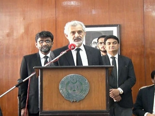 chief justice of pakistan cjp justice qazi faez isa addressing a ceremony organised by the sindh high court bar association shcba on thursday photo express chief justice of pakistan cjp justice qazi faez isa addressing a ceremony organised by the sindh high court bar association shcba on thursday photo express