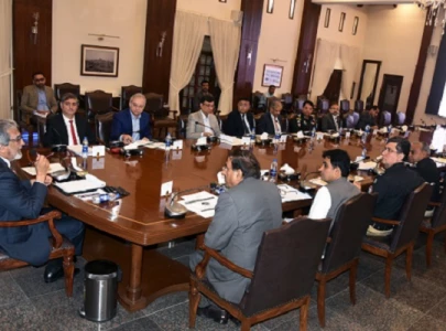 cm goes hard on police for alarming rise in street crimes cm goes hard on police for alarming rise in street crimes