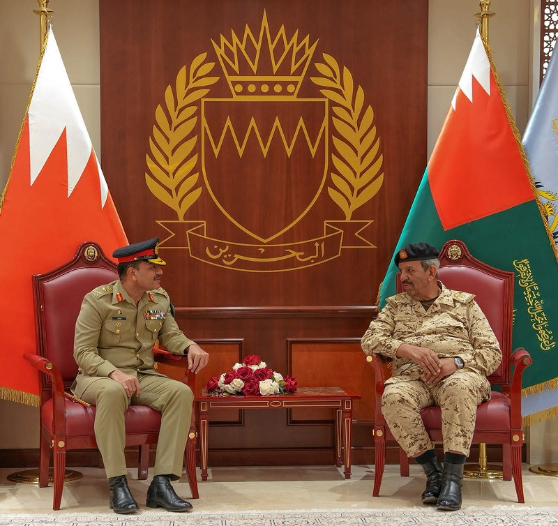 Commander Bahrain National Guard extended his gratitude and appreciation to the Pakistan Army. PHOTO: EXPRESS