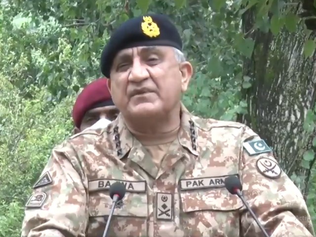 coas spent time with troops on eid day commended their high morale operational readiness and continuous vigil screengrab