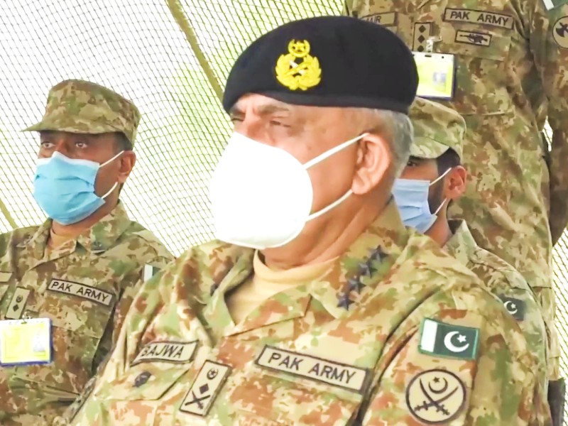 chief of army staff general qamar javed bajwa interacted with troops carrying out maintenance of defences and also witnessed small arms firing screengrab