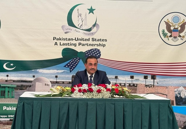 Chief of Army Staff General Syed Asim Munir addresses the Pakistani community at a reception hosted by the Pakistani Embassy in US. PHOTO: ISPR