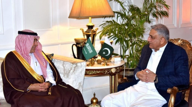 doctor samir bin abdulaziz al tabib chief executive officer ceo transformation management office of minister of defence kingdom of saudi arabia ksa visits general qamar javed bajwa chief of army staff coas doctor samir bin abdulaziz al tabib chief executive officer ceo transformation management office of minister of defence kingdom of saudi arabia ksa visits general qamar javed bajwa chief of army staff coas