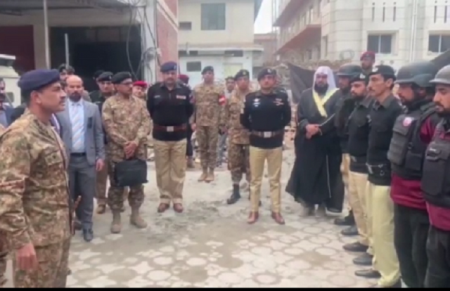 coas visits peshawar police lines hails k p police bravery coas visits peshawar police lines hails k p police bravery