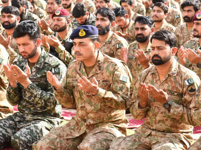 coas gen aism munir offers eid prayers with troops in north waziristan photo ispr