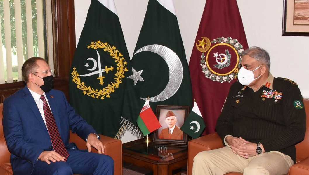 ambassador of belarus andrei metelitsa calls on coas general qamar javed bajwa at ghq on friday photo ispr