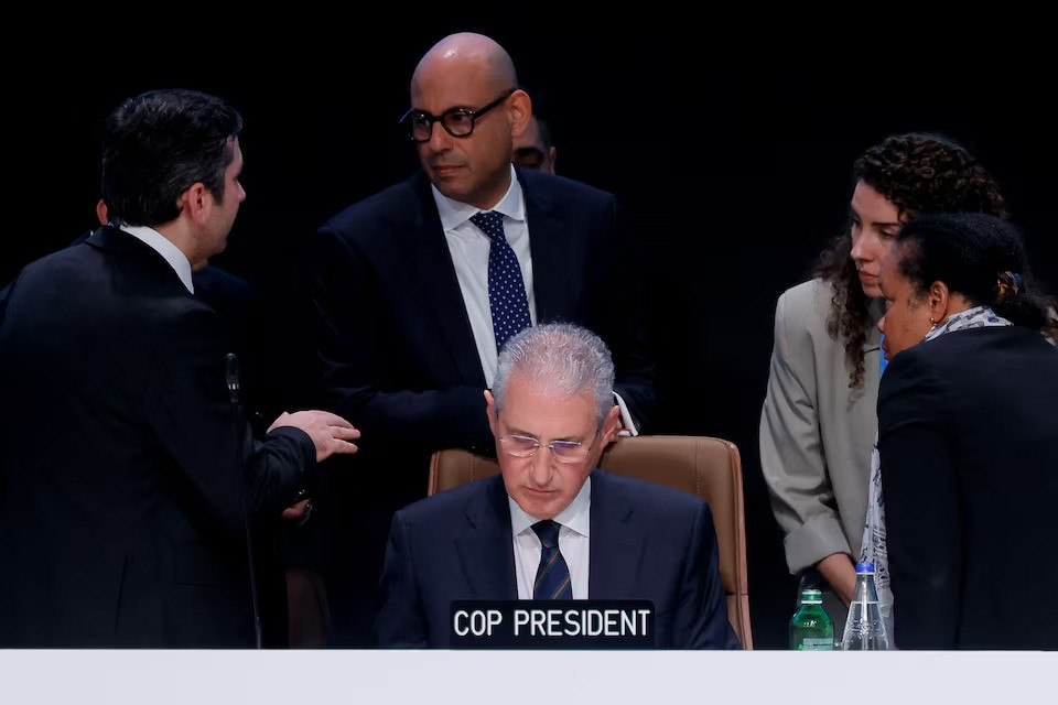 cop29 president mukhtar babayev cop29 united nations climate change conference lead negotiator yalchin rafiyev and simon stiell executive secretary of unfccc attend a closing plenary meeting at the cop29 united nations climate change conference in baku azerbaijan on november 24 2024 photo reuters